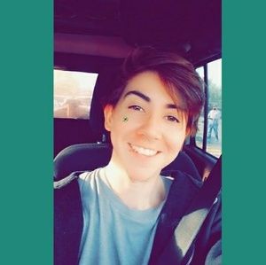 Meet your Posher, Ethan